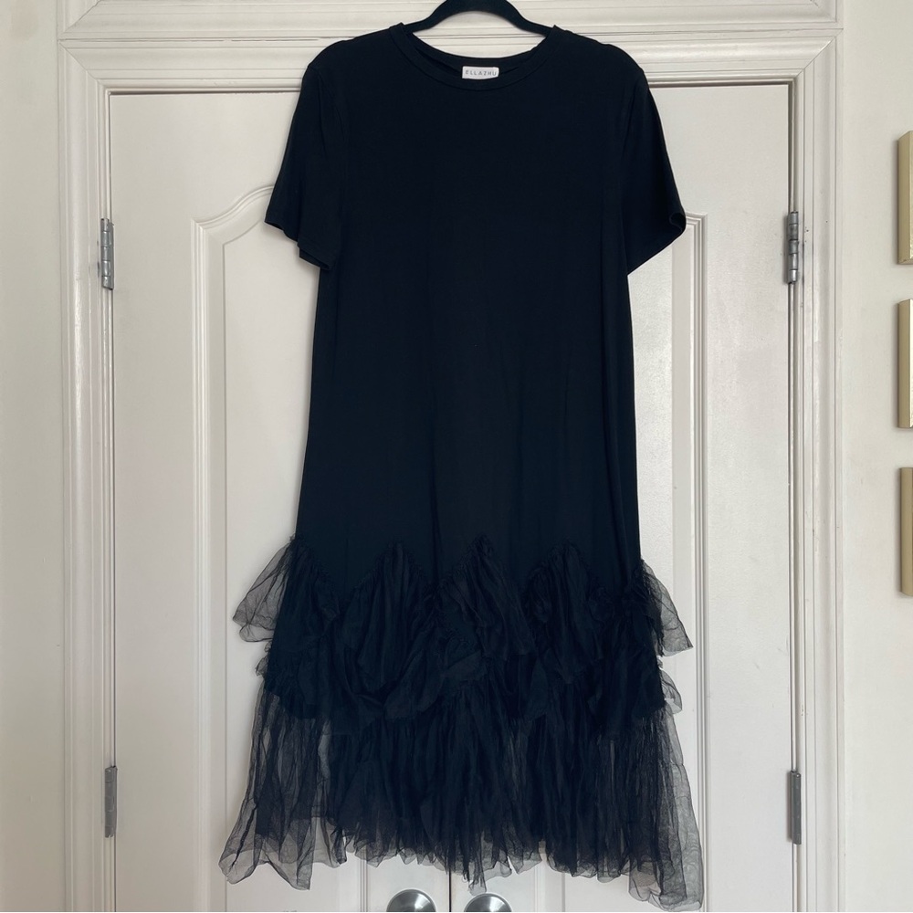 Black Ruffled Hem Dress Sz S/M